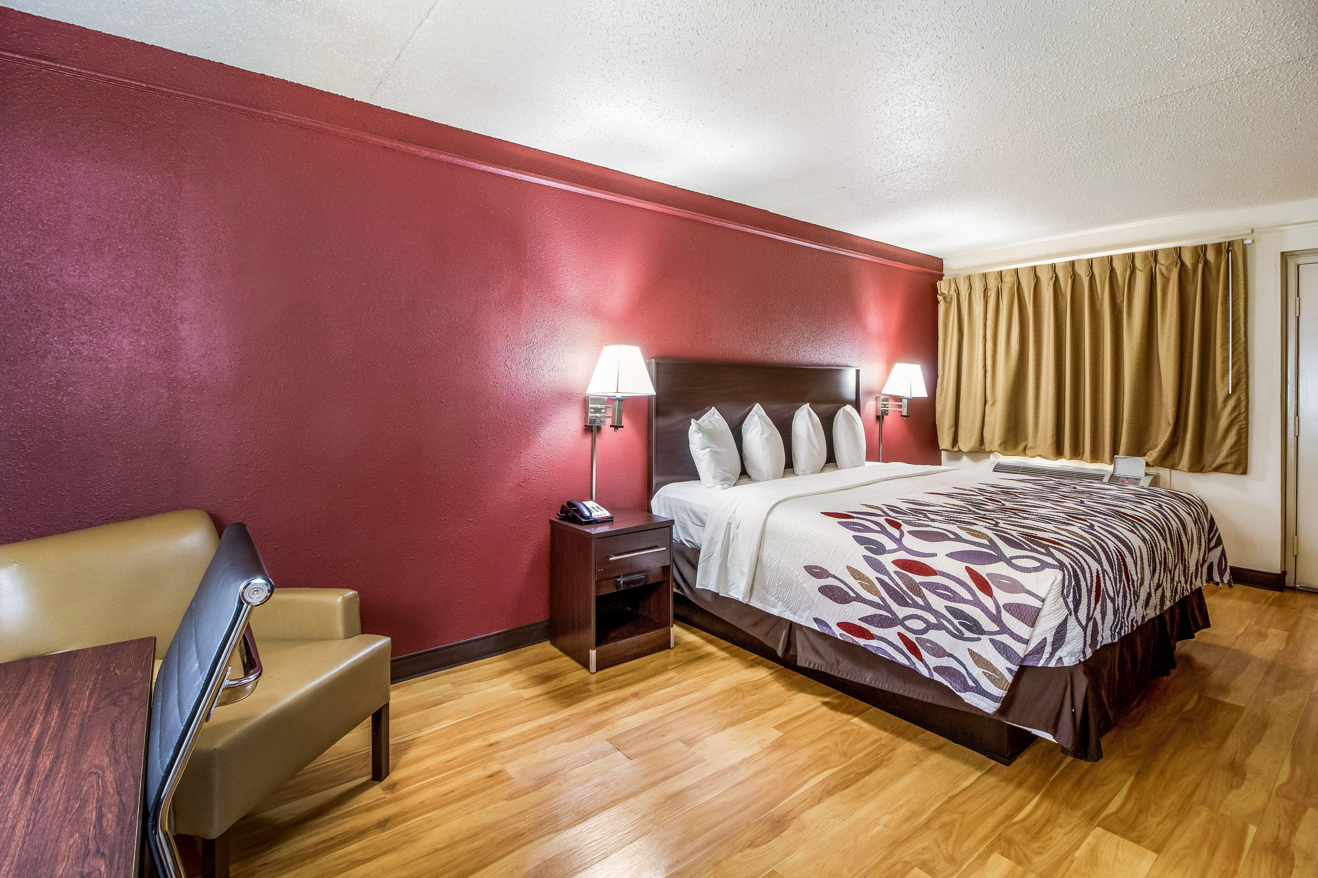 Red Roof Inn Houston East I-10 Exterior foto