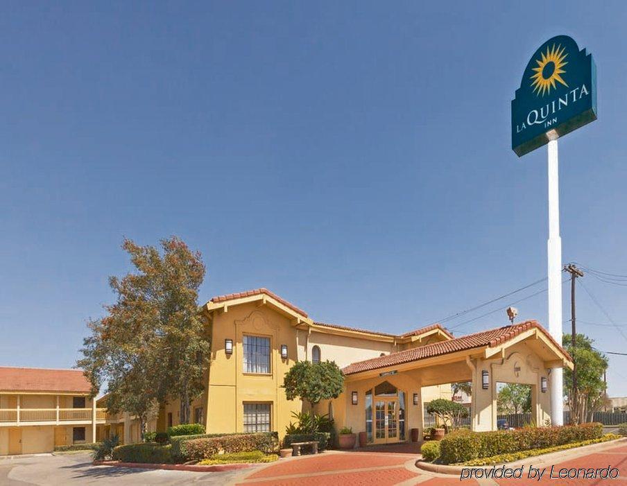 Red Roof Inn Houston East I-10 Exterior foto