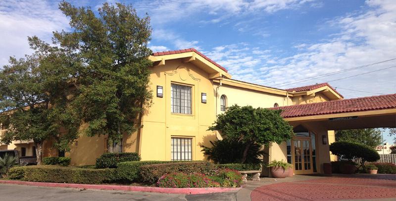 Red Roof Inn Houston East I-10 Exterior foto
